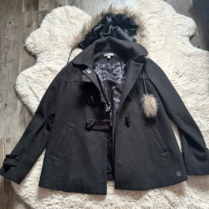 Ladies rip curl winter coat with faux fur